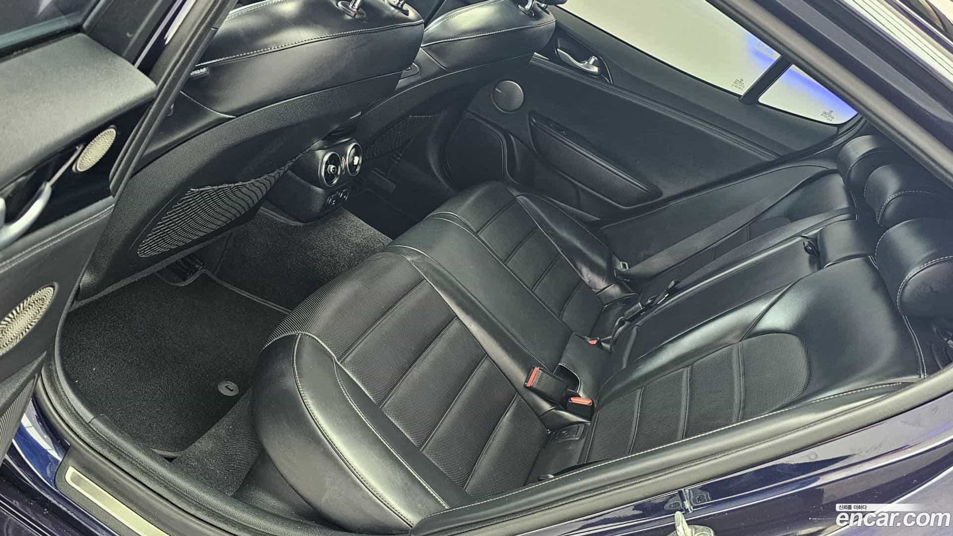 Stinger Kia 2018.5-OPTION-022