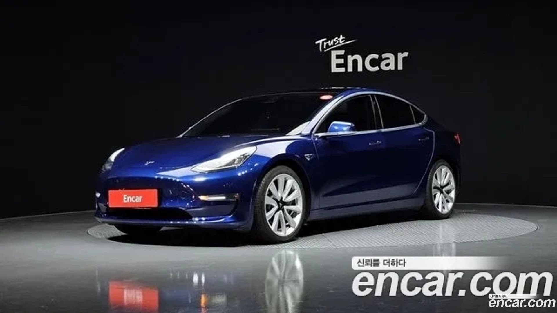 Main__Slider__Photo:Model 3 Tesla 2020.2-0