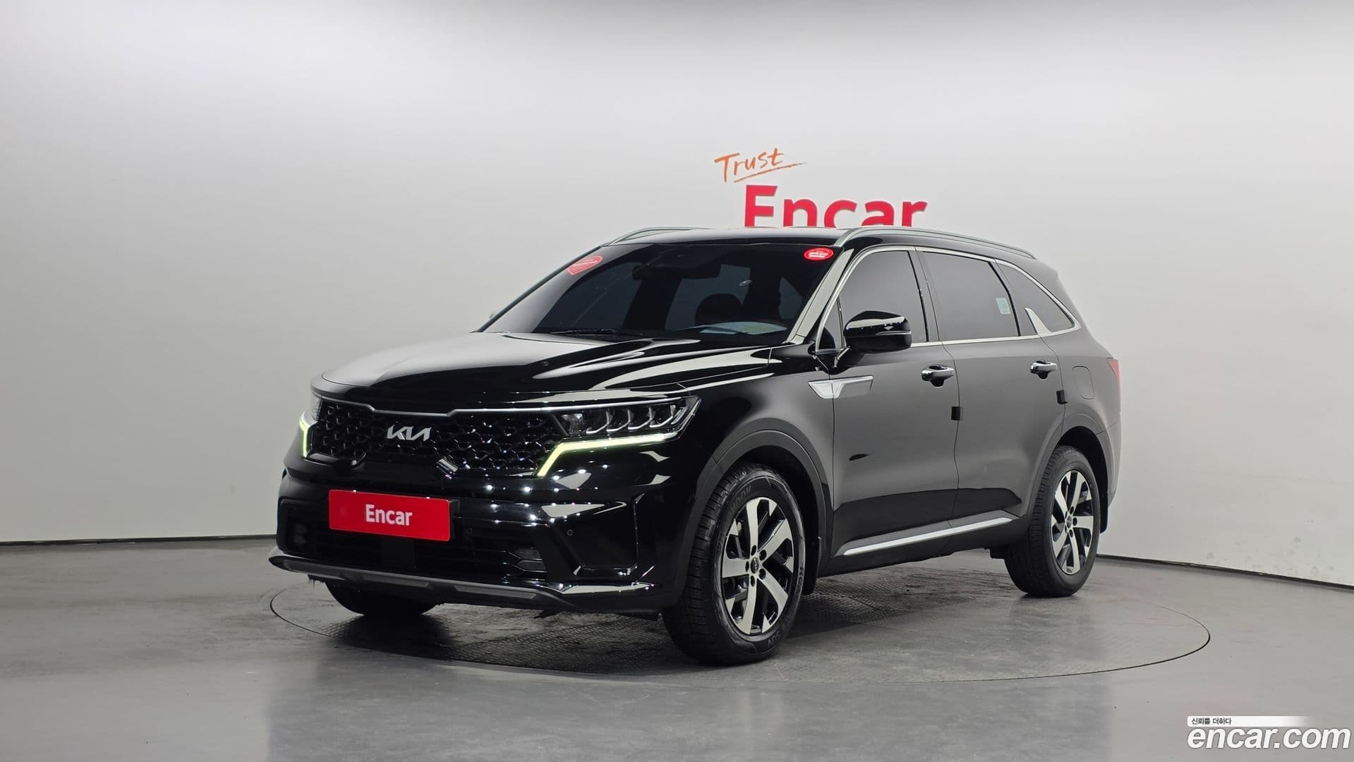 Main__Slider__Photo:Sorento Kia 2021.8-0