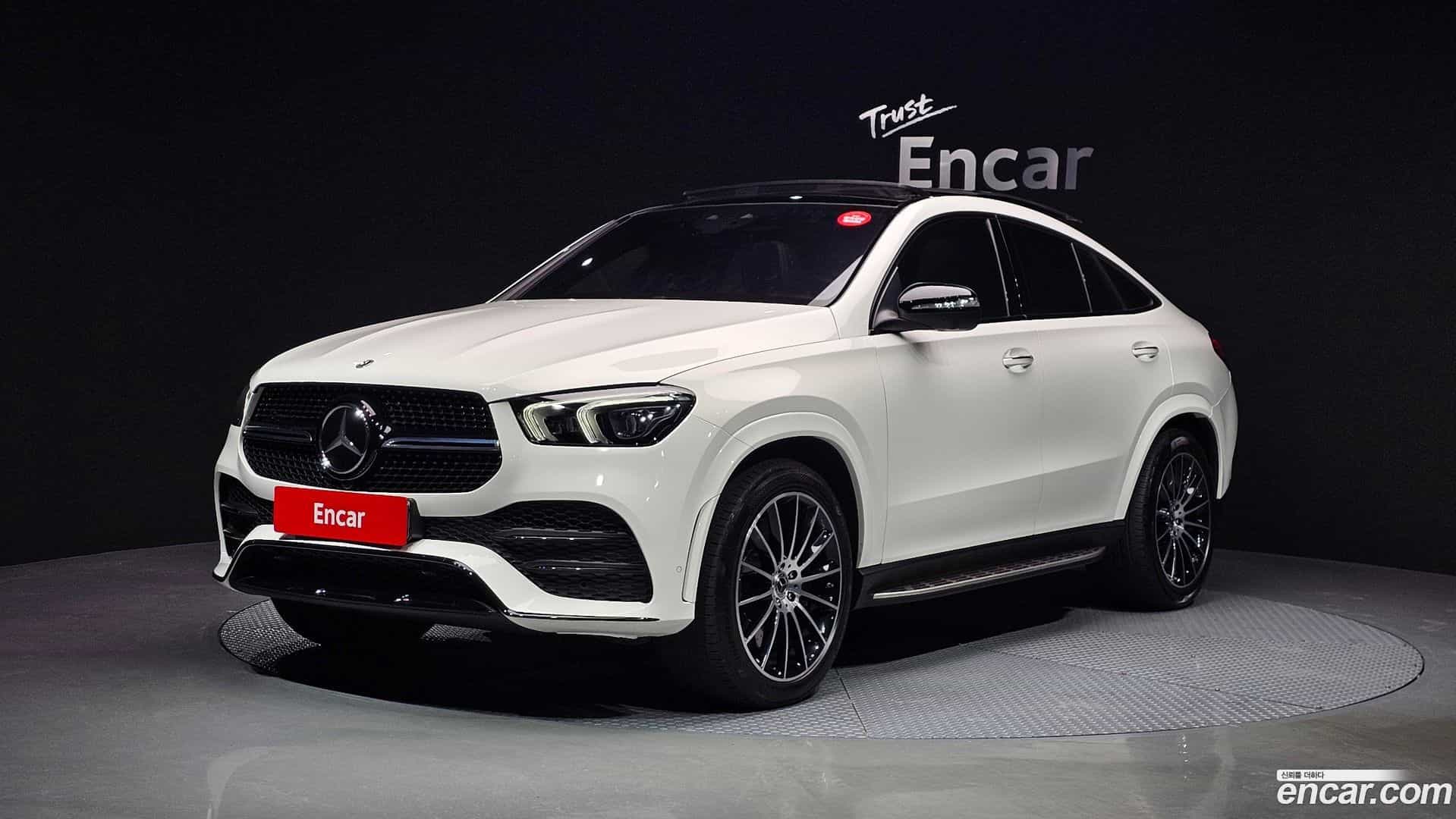 GLE-Class Mercedes-Benz 2022.5-OUTER-001