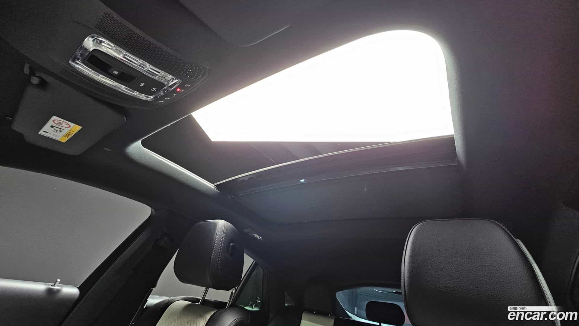 GLE-Class Mercedes-Benz 2022.5-OPTION-016