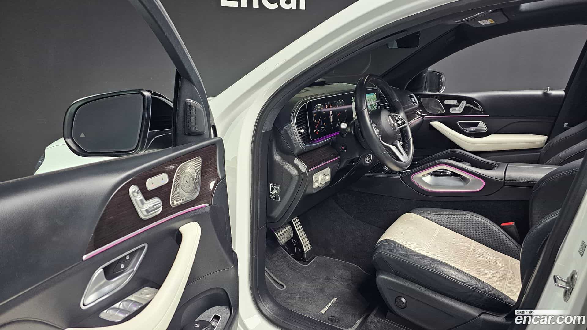 GLE-Class Mercedes-Benz 2022.5-OPTION-017