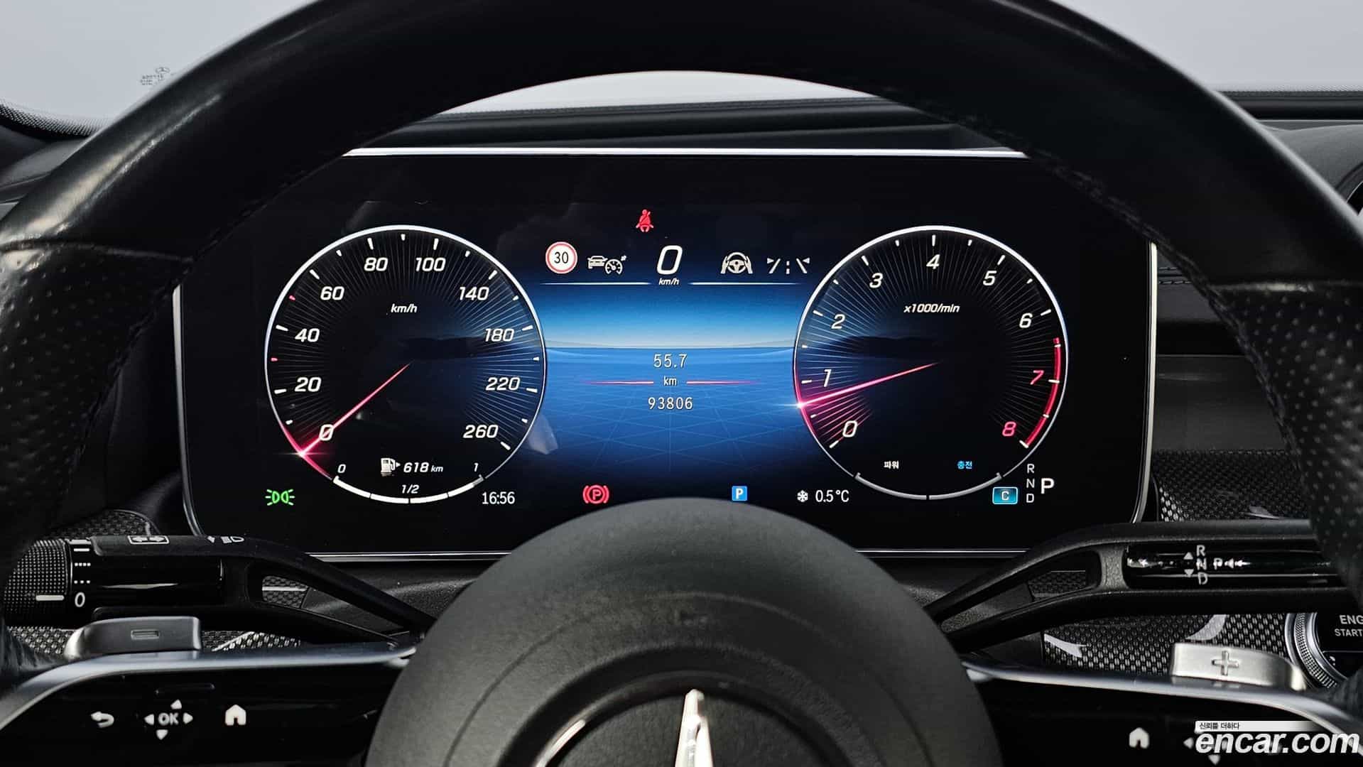 C-Class Mercedes-Benz 2022.3-INNER-008
