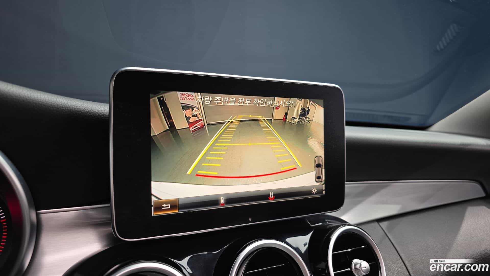 C-Class Mercedes-Benz 2015.9-OPTION-019