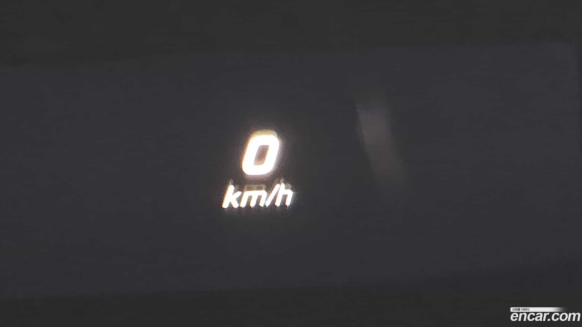 C-Class Mercedes-Benz 2015.9-OPTION-021
