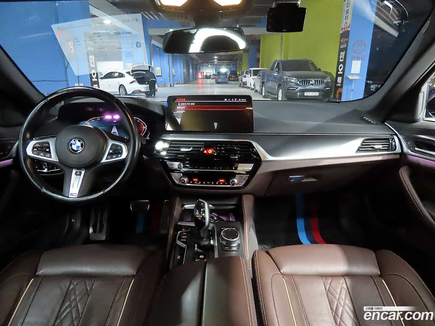 5-Series BMW 2022.10-INNER-007