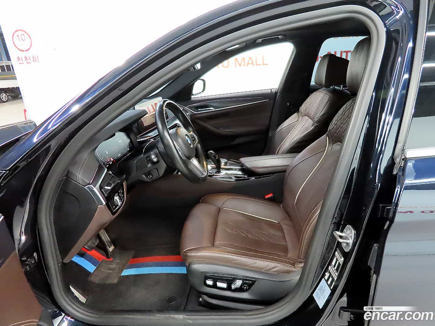 5-Series BMW 2022.10-INNER-010