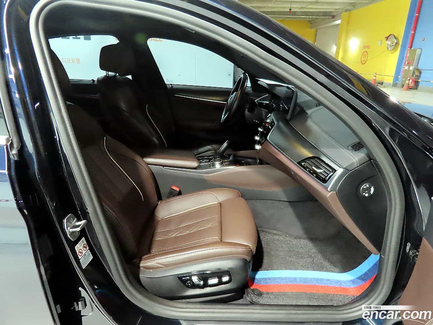 5-Series BMW 2022.10-OPTION-015