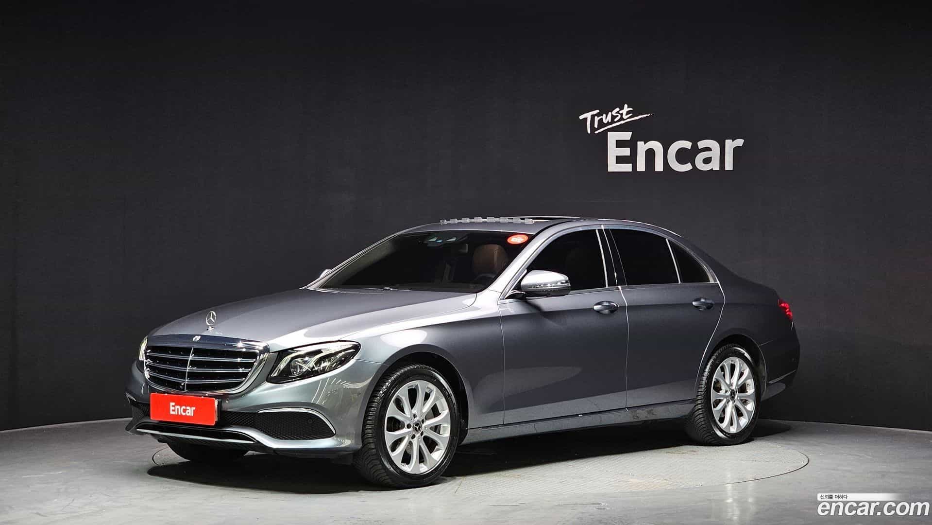 E-Class Mercedes-Benz 2018.10-OUTER-001