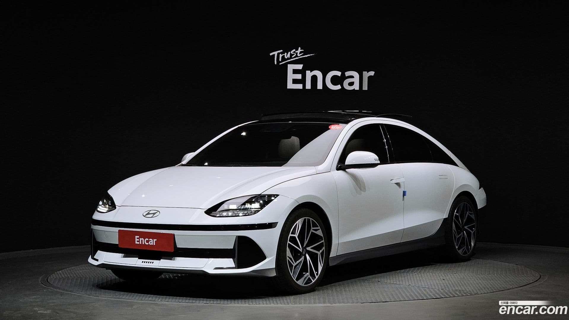 Main__Slider__Photo:Ioniq6 Hyundai 2022.10-0