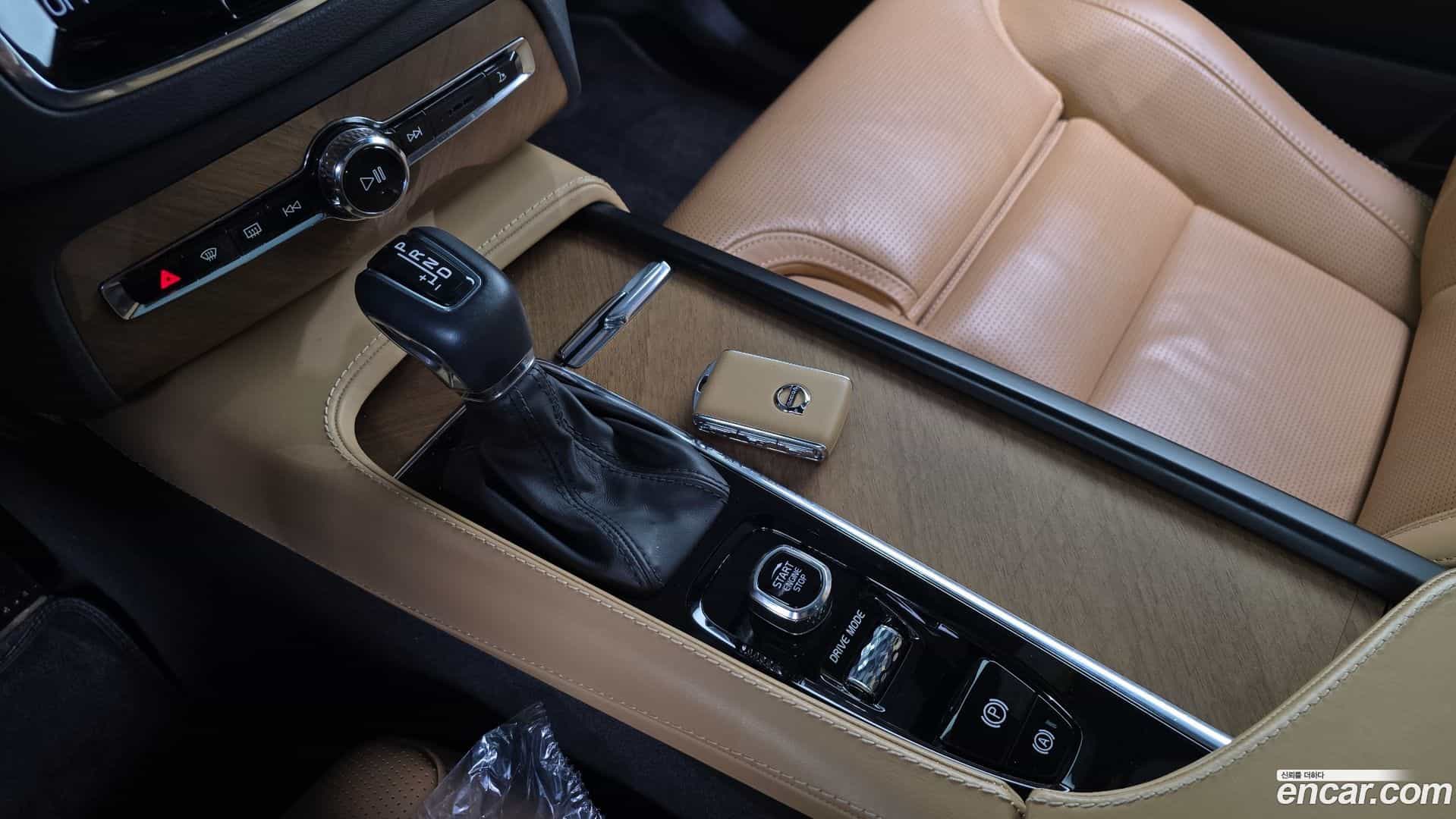 XC90 Volvo 2020.4-INNER-009