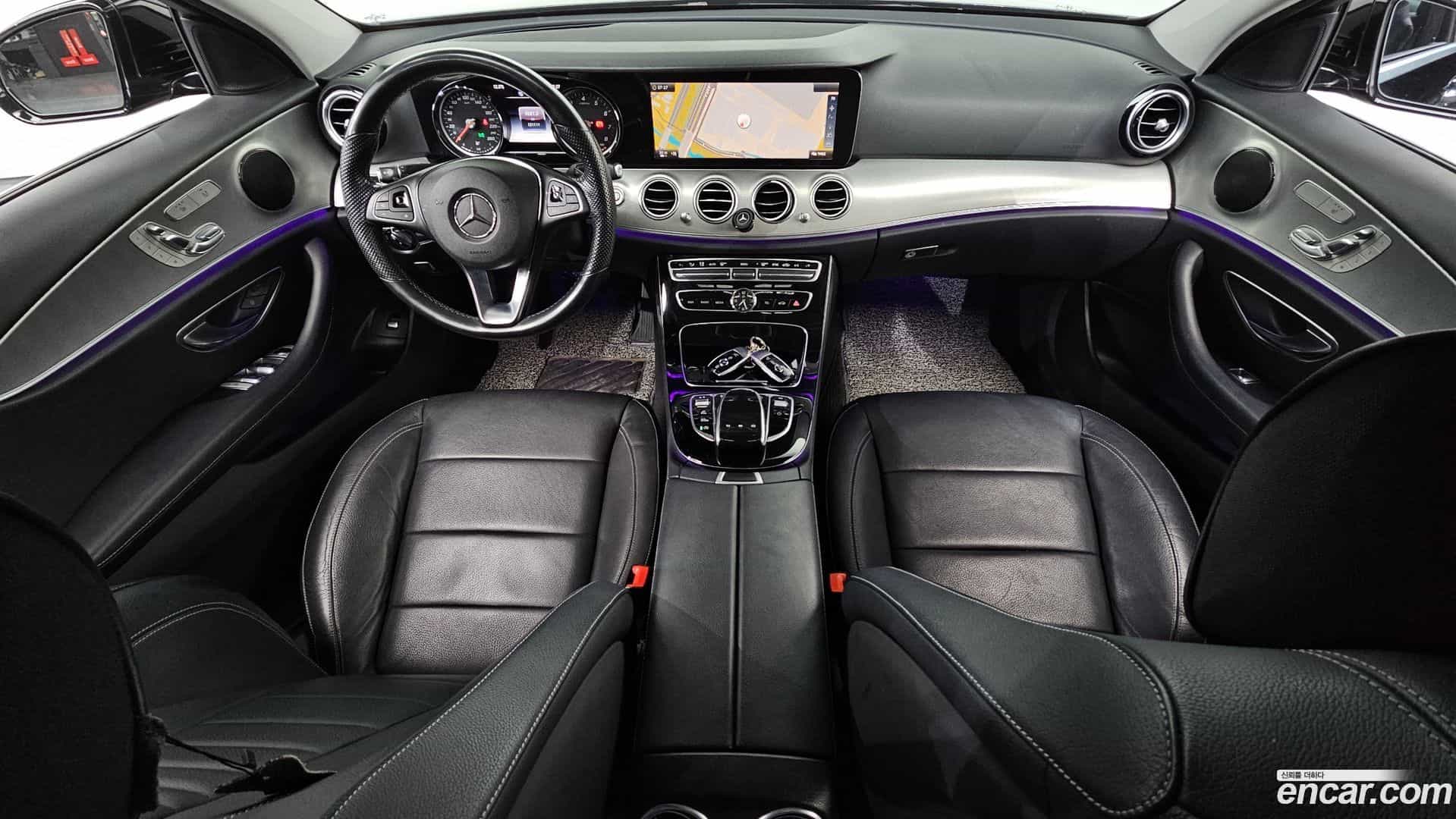 E-Class Mercedes-Benz 2017.0-INNER-007
