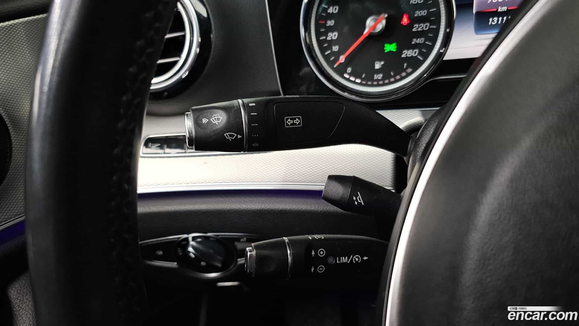 E-Class Mercedes-Benz 2017.0-OPTION-018