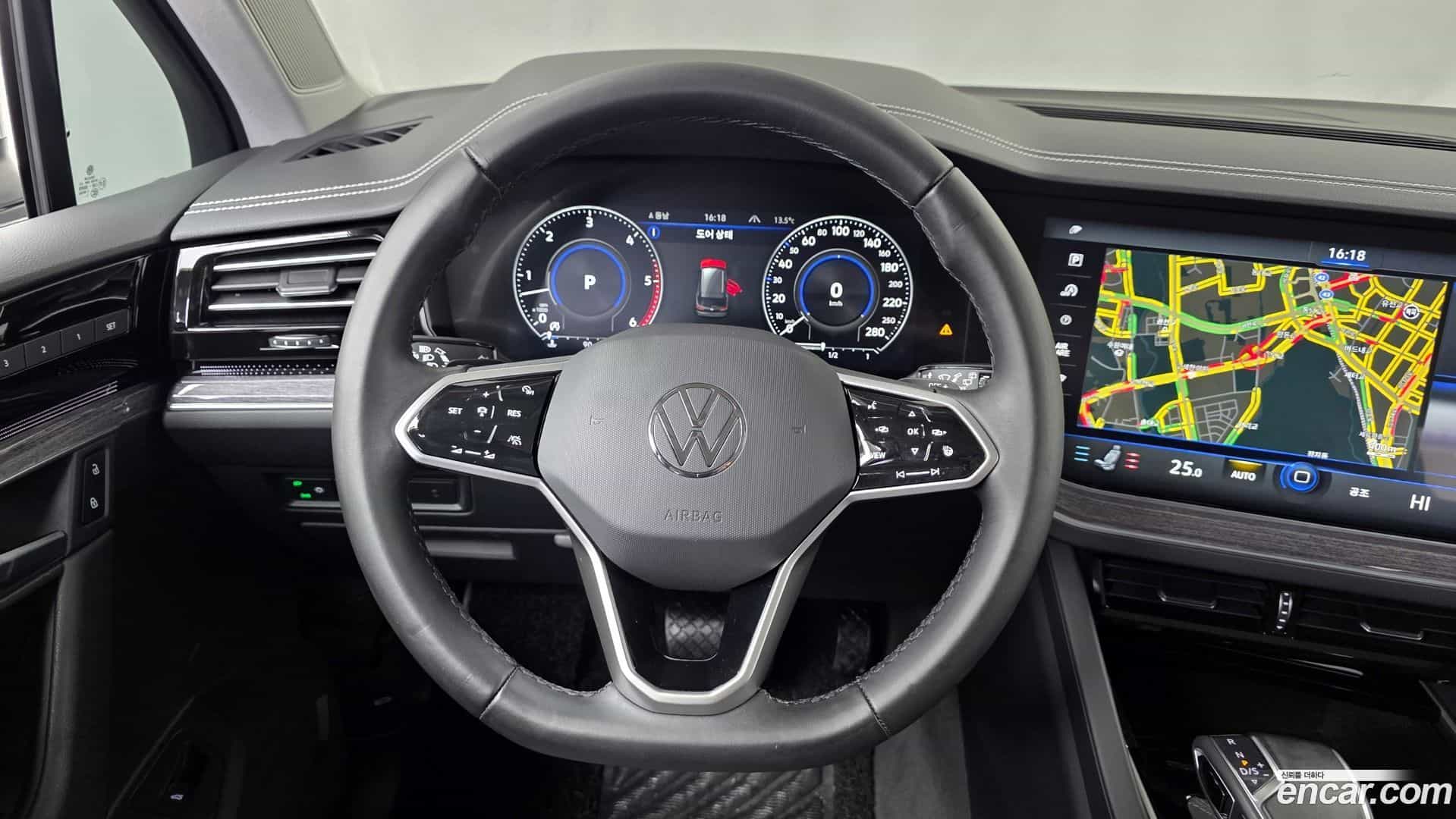 Touareg Volkswagen 2023.6-OPTION-017