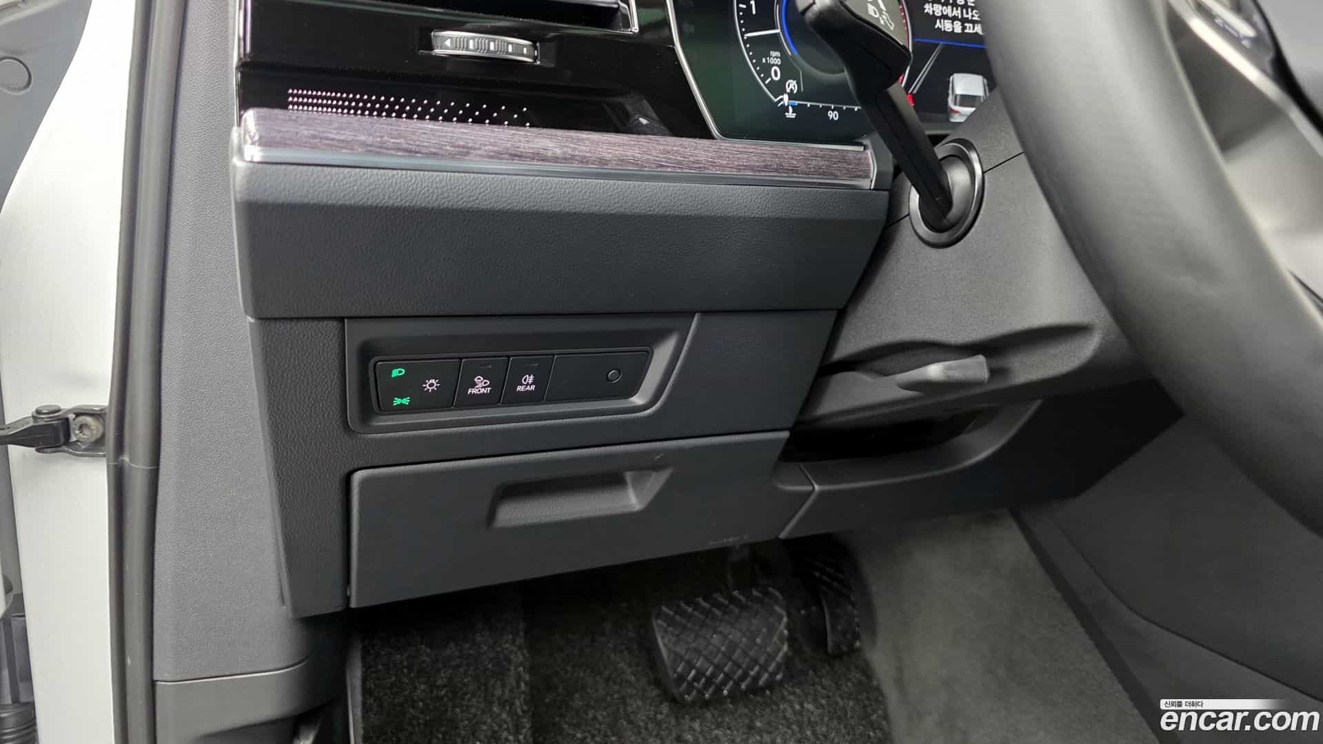 Touareg Volkswagen 2023.6-OPTION-020