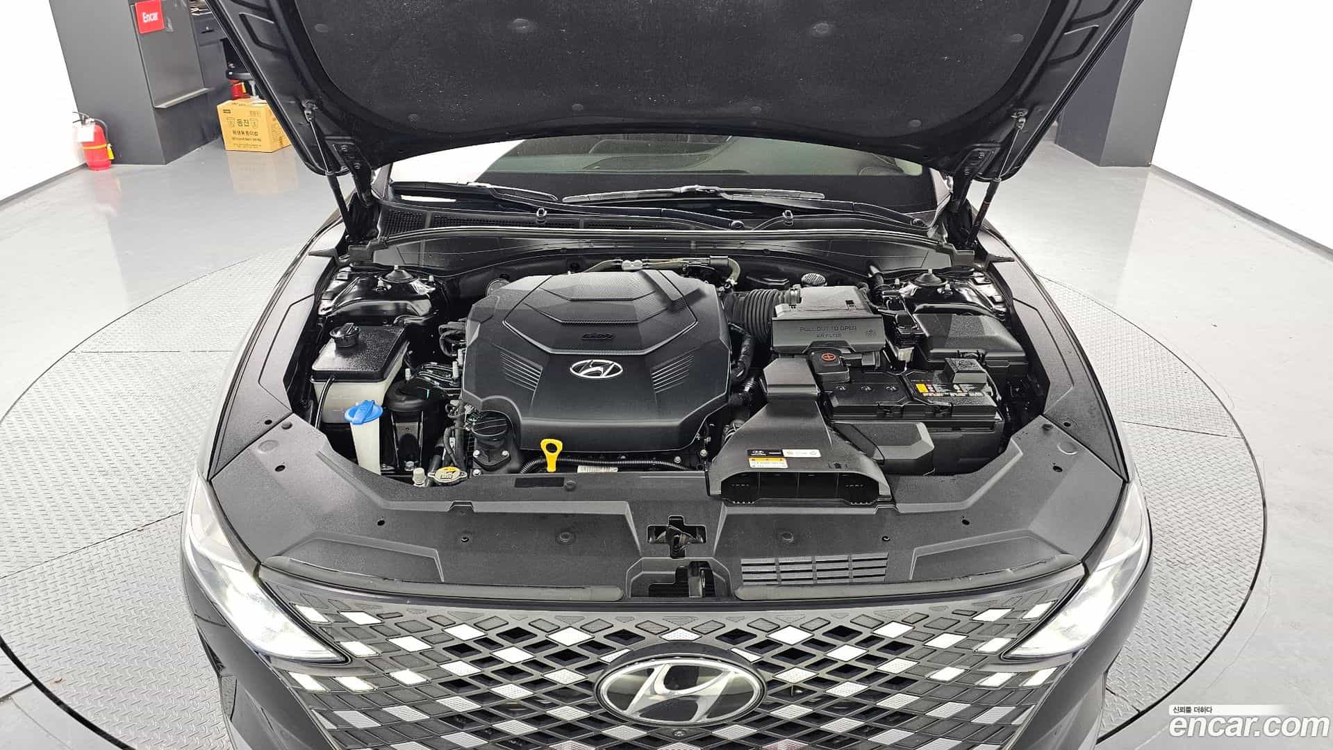Grandeur Hyundai 2020.1-INNER-006