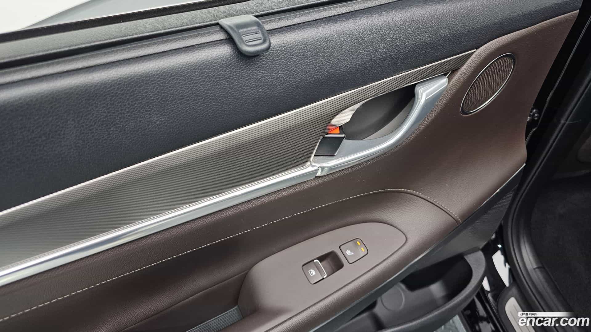 Grandeur Hyundai 2020.1-OPTION-023