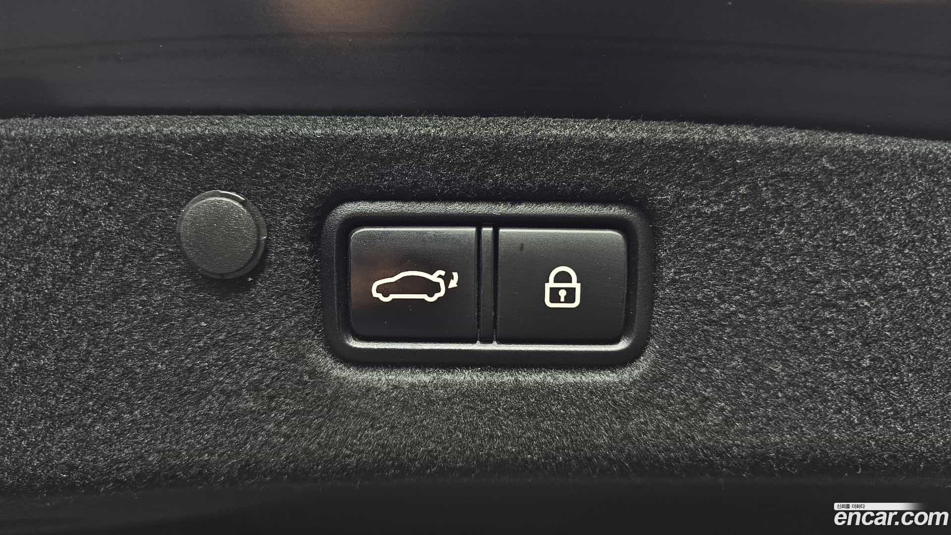 Grandeur Hyundai 2020.1-OPTION-024