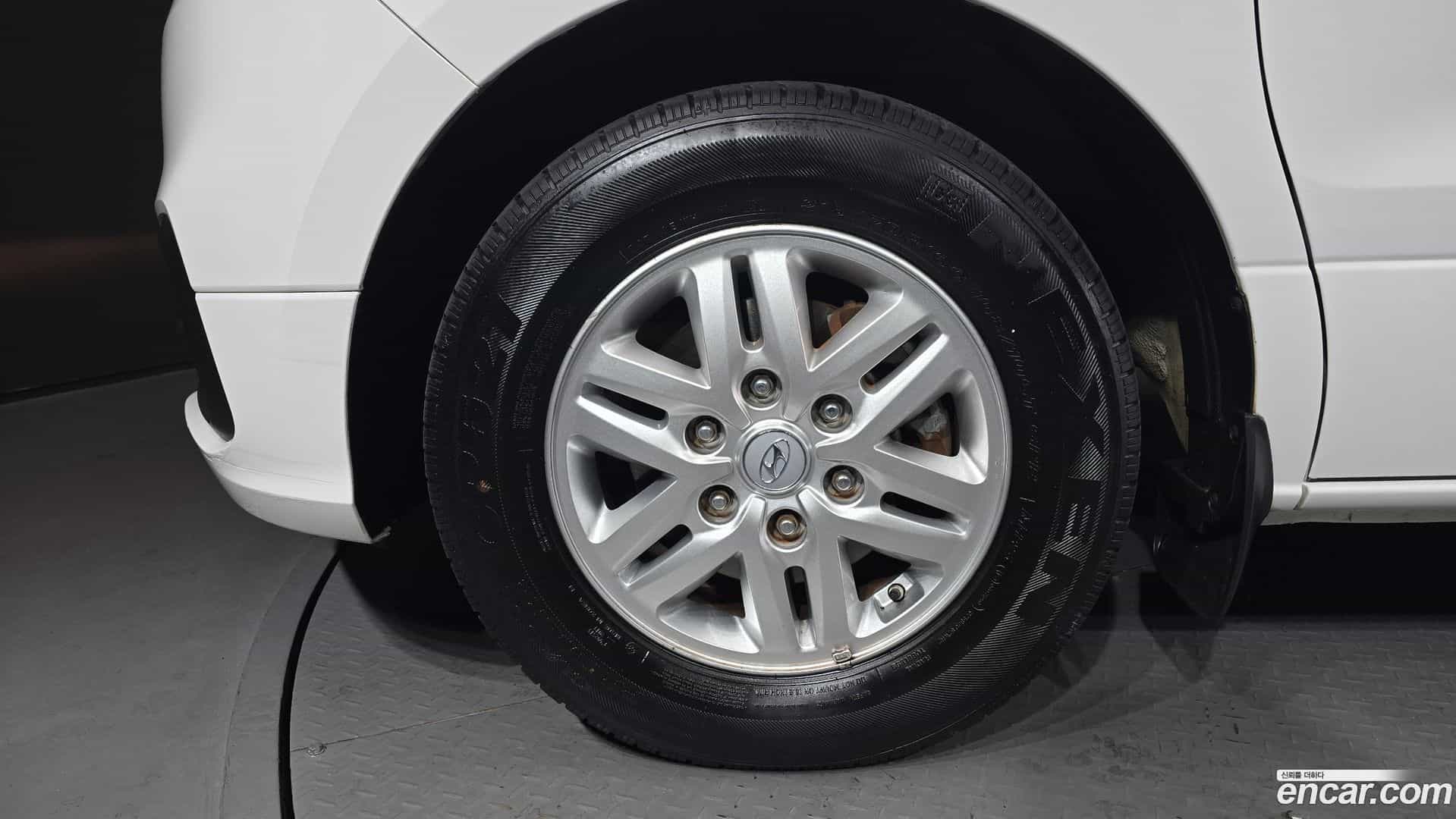 Starex Hyundai 2018.4-OUTER-005