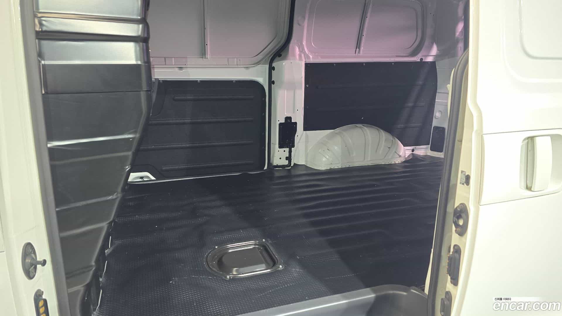 Starex Hyundai 2018.4-OPTION-017