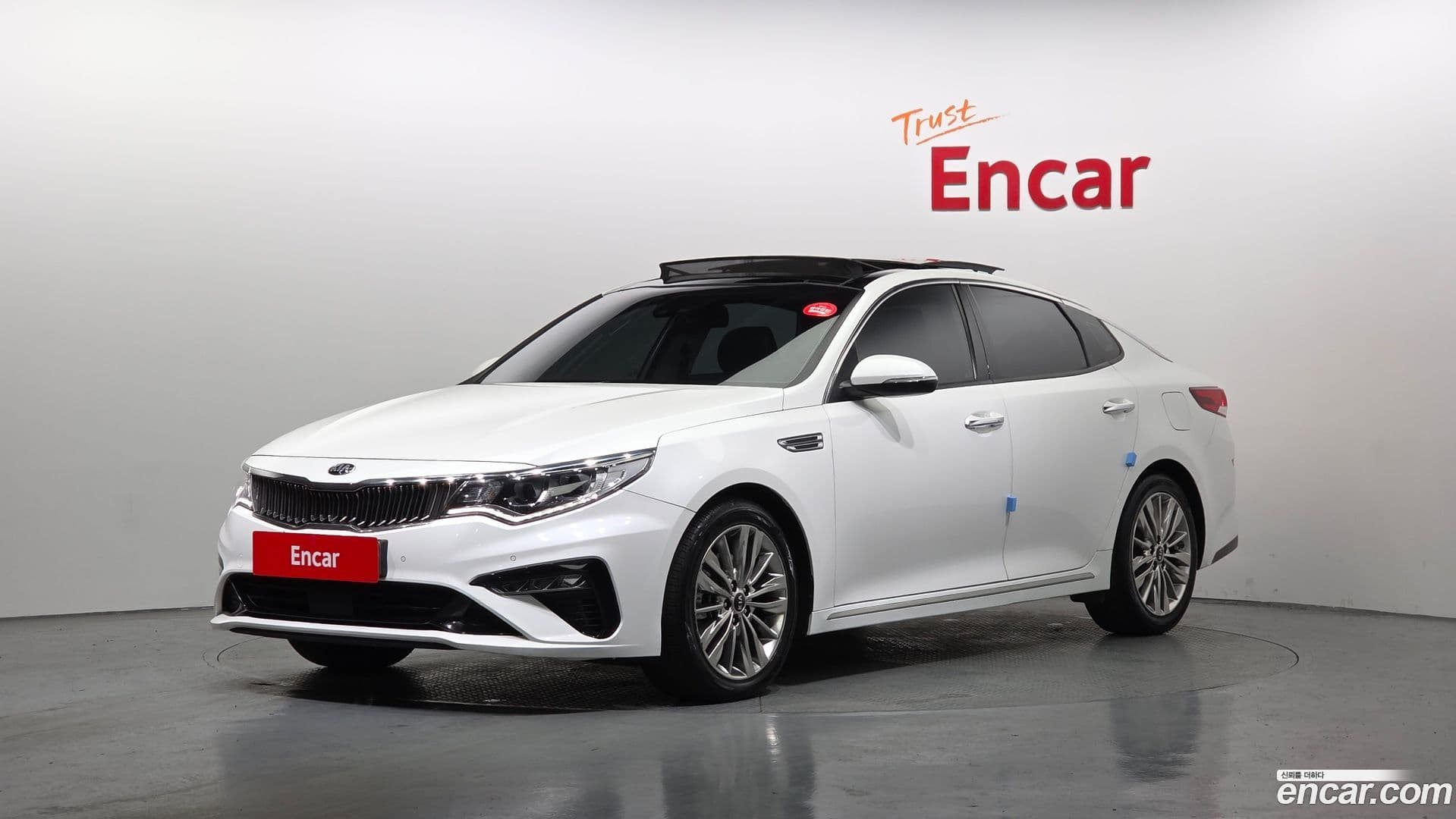 Main__Slider__Photo:K5 Kia 2019.0-0