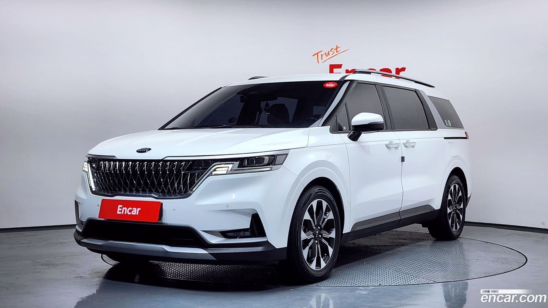 Main__Slider__Photo:Canival Kia 2021.0-0