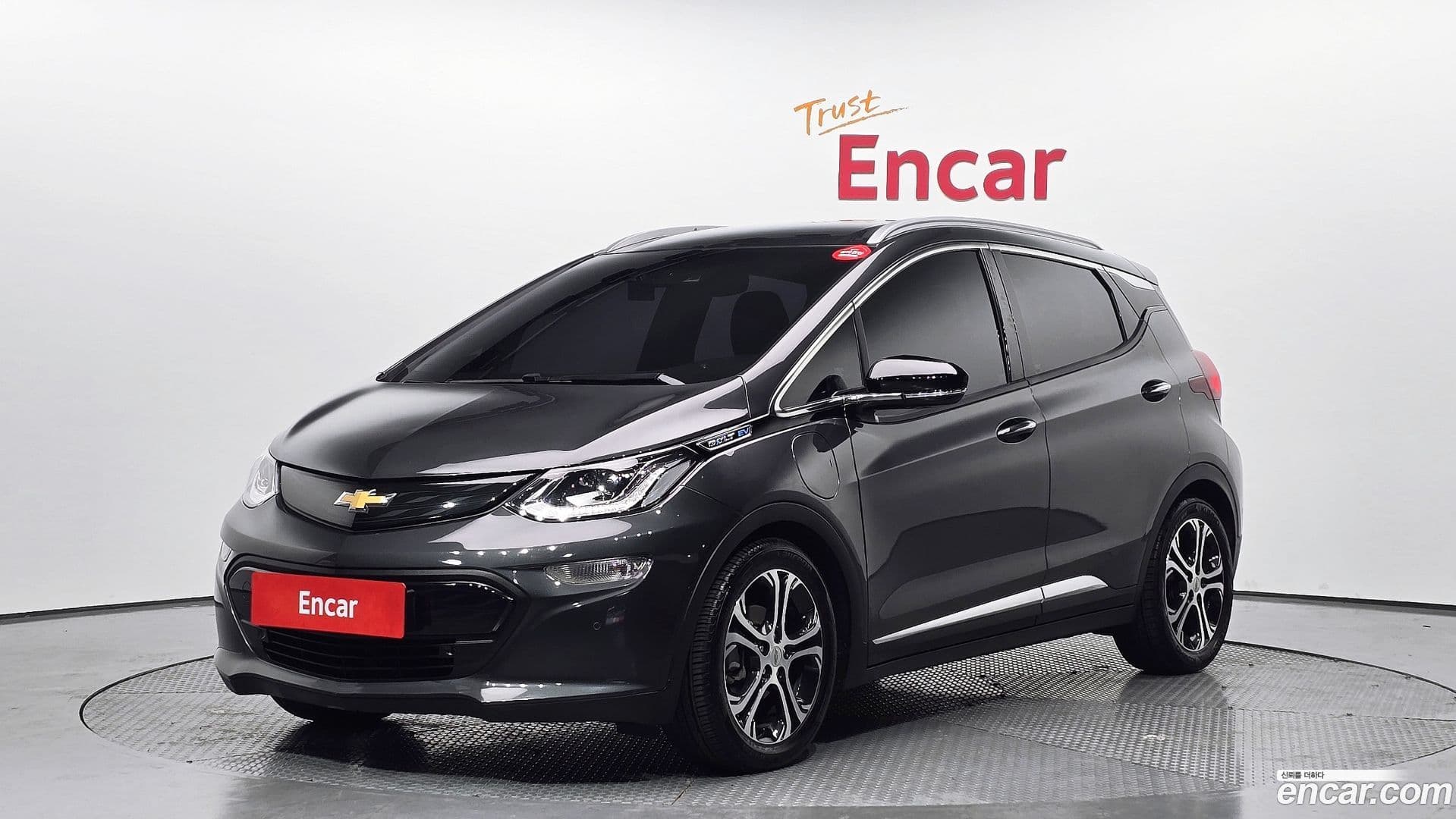 Main__Slider__Photo:Bolt EV Chevrolet 2019.11-0