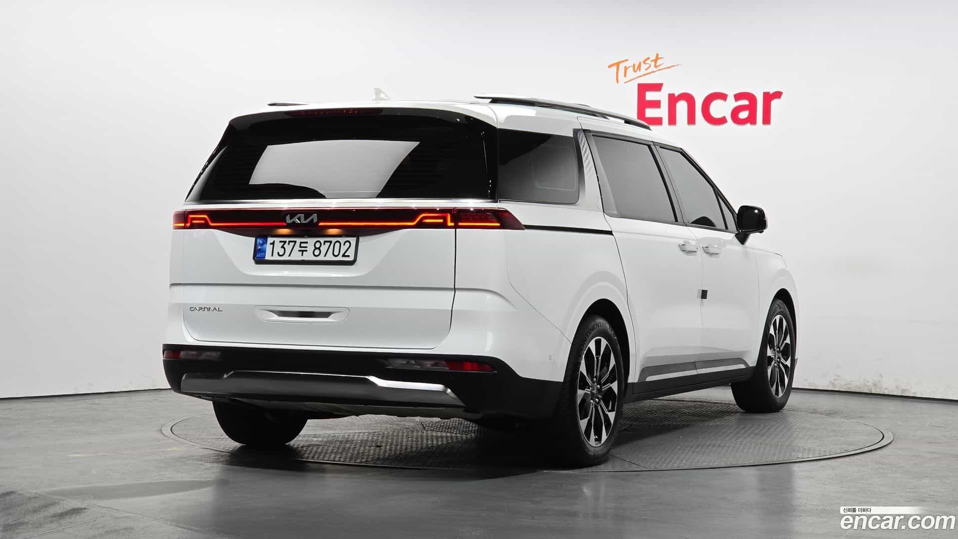 Canival Kia 2023.4-OUTER-002