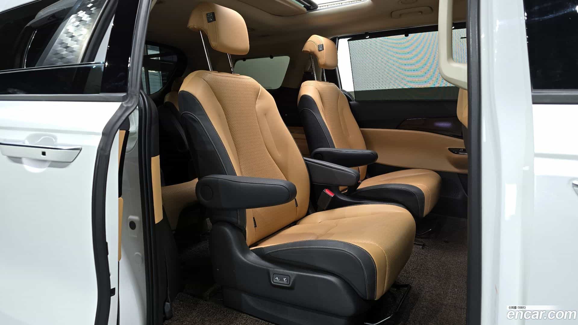 Canival Kia 2023.4-OPTION-016