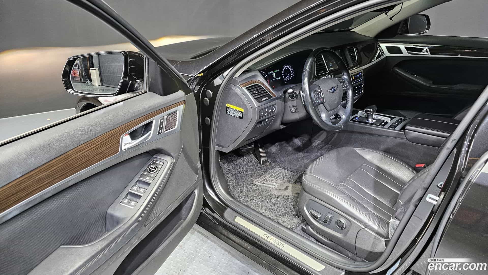 G80 Genesis 2018.6-INNER-010