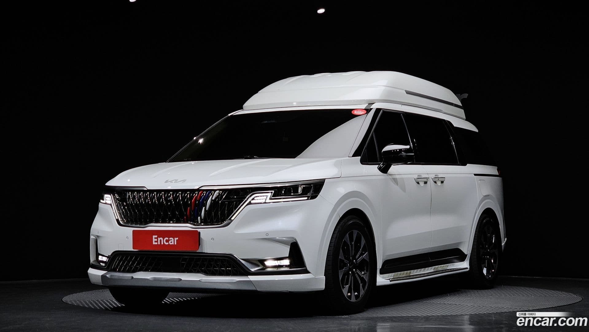 Main__Slider__Photo:Canival Kia 2021.10-0