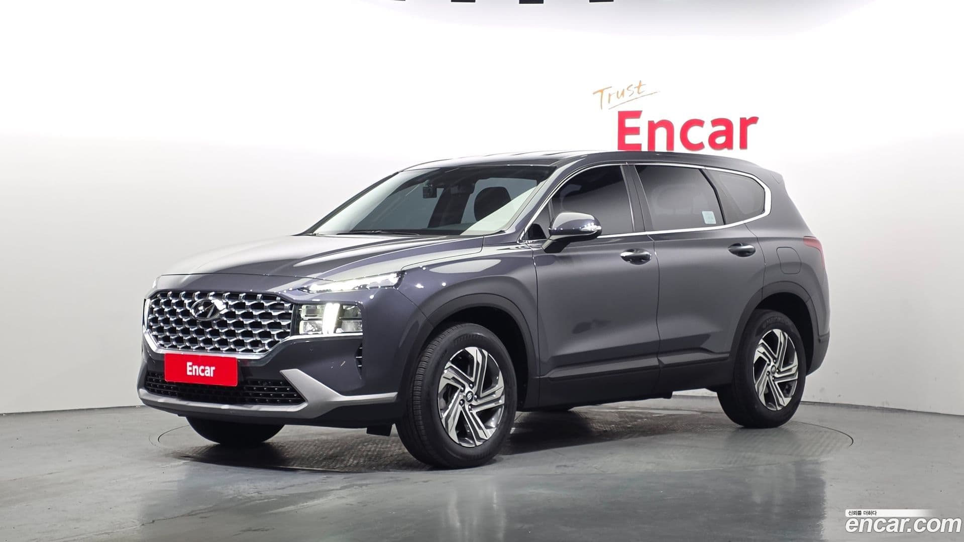 Main__Slider__Photo:Santafe Hyundai 2021.1-0