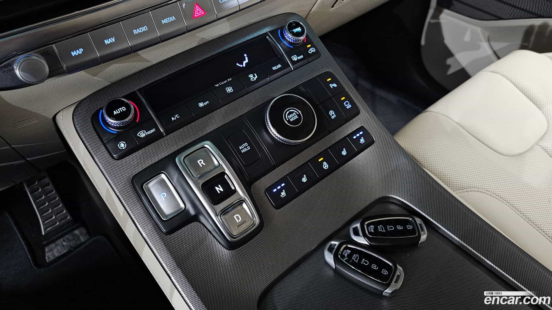 Palisade Hyundai 2021.0-INNER-009