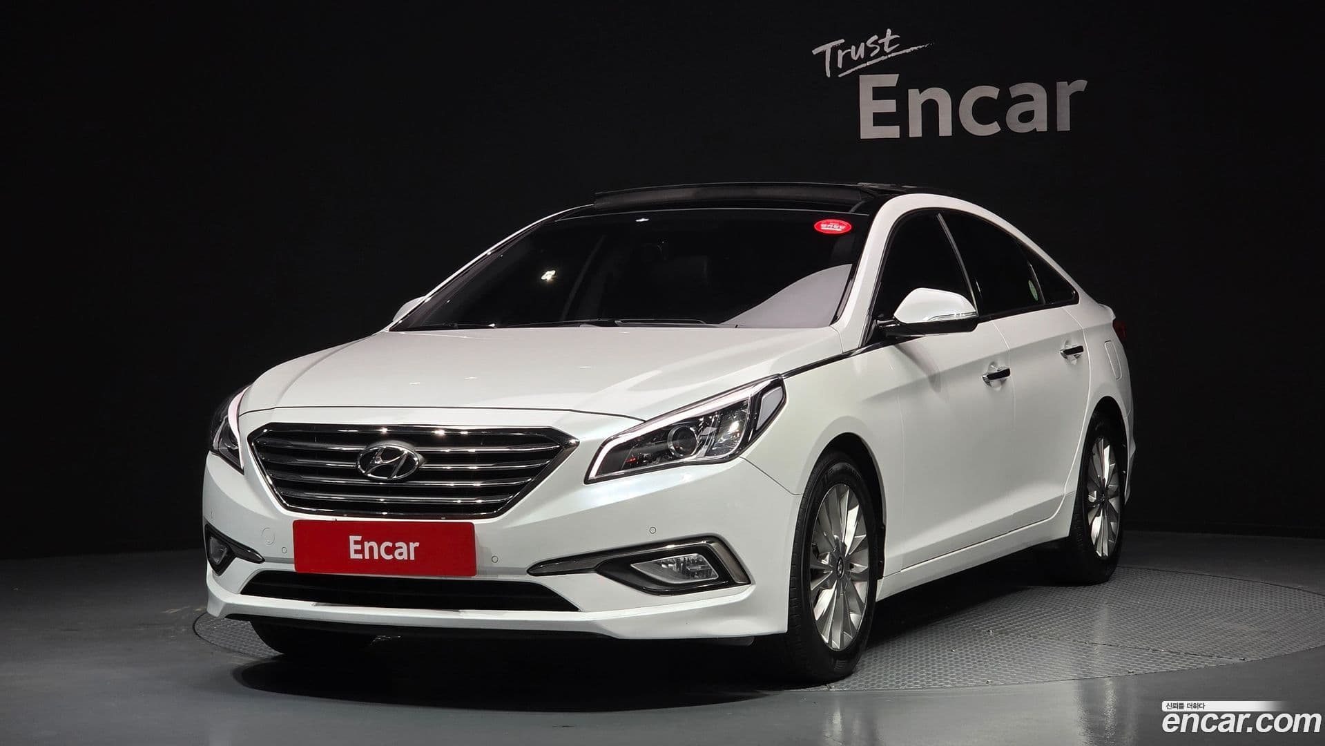 Main__Slider__Photo:Sonata Hyundai 2014.4-0