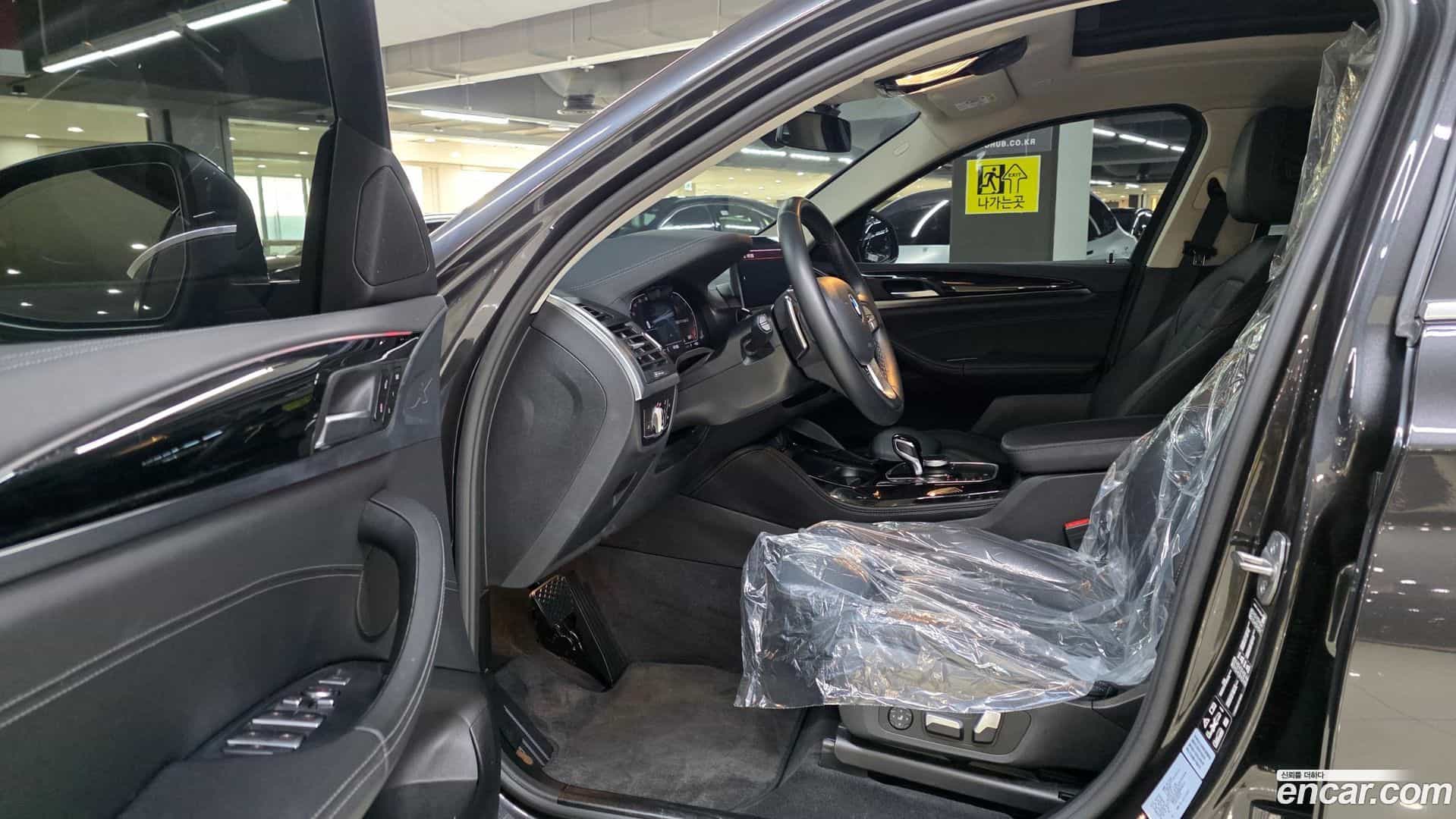 X4 BMW 2022.1-INNER-010