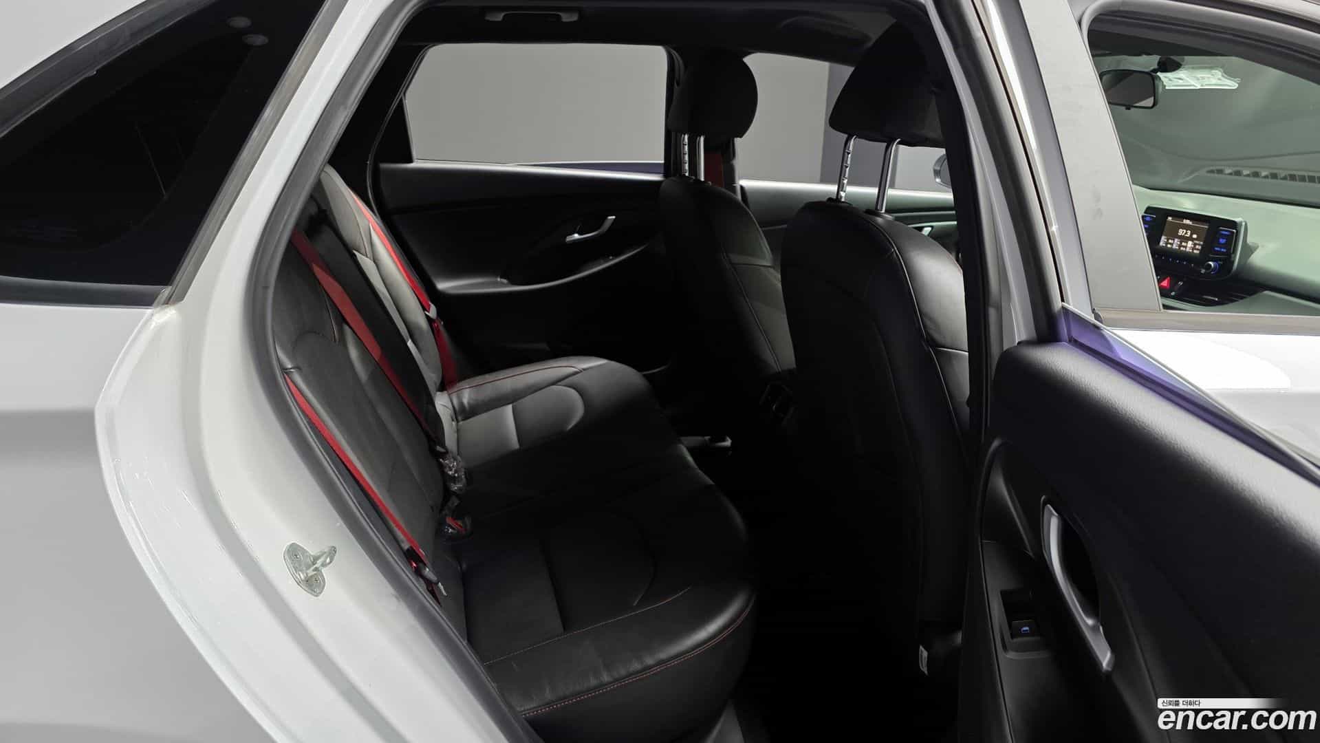 i30 Hyundai 2016.9-OPTION-016