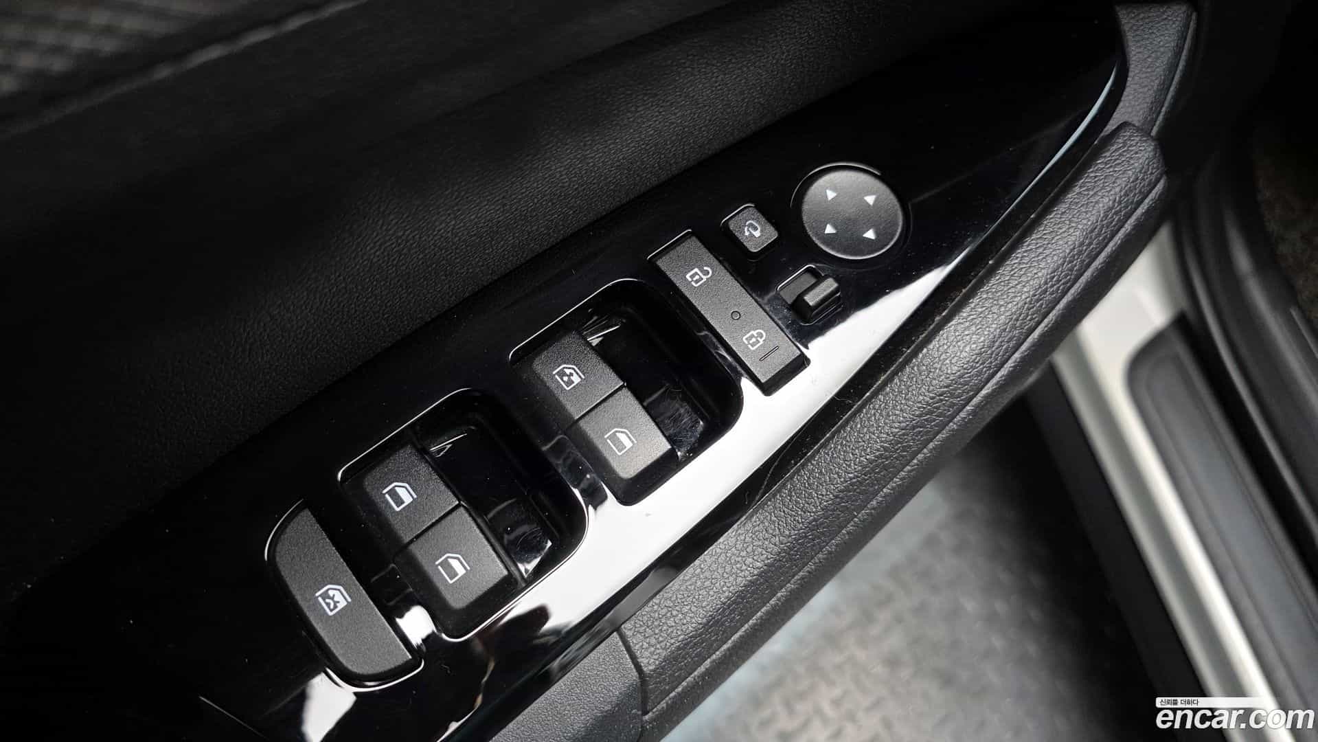 Sportage Kia 2021.8-OPTION-018