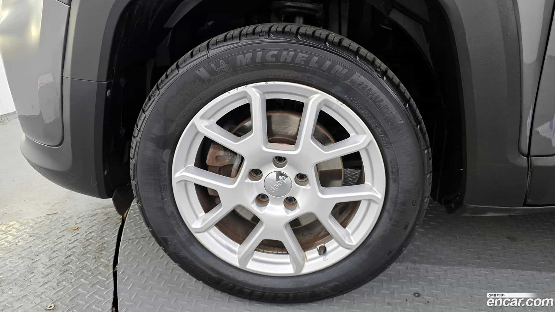 Renegade Jeep 2019.5-OUTER-005