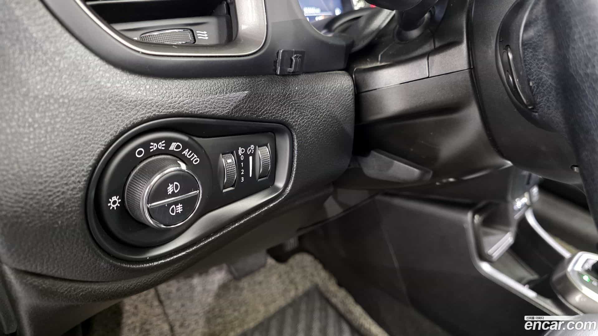 Renegade Jeep 2019.5-OPTION-019
