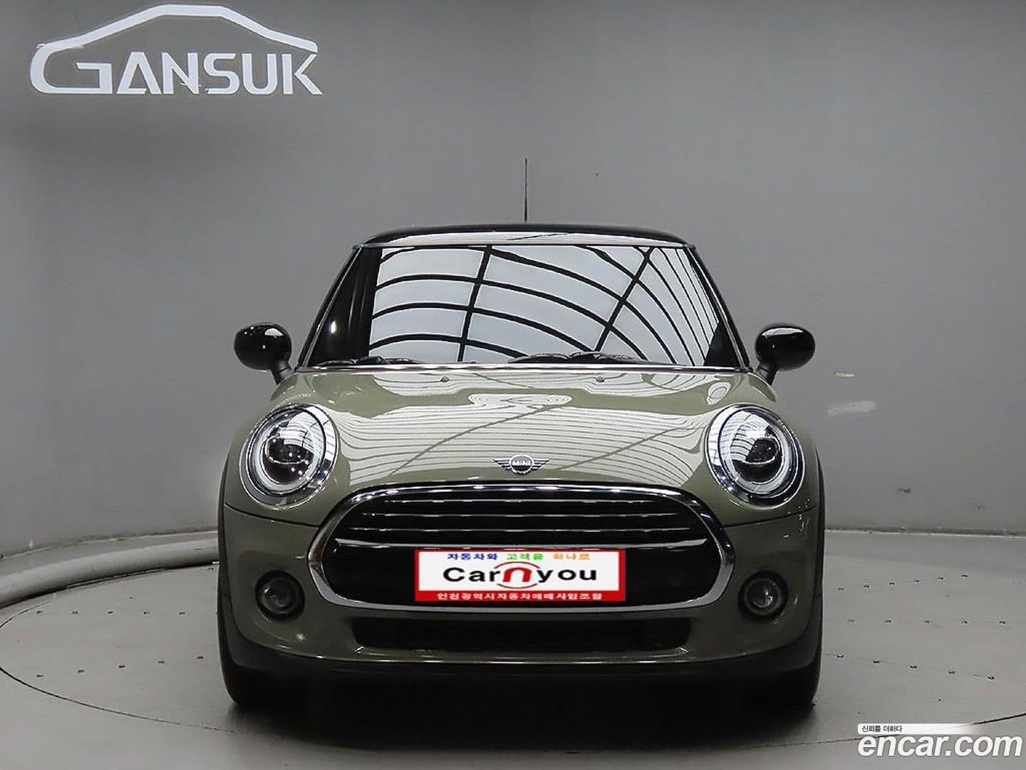 Main__Slider__Photo:Cooper Mini 2020.6-0