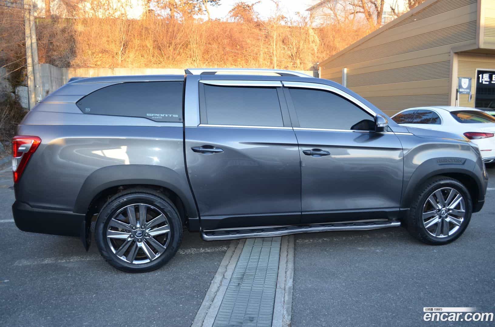 Rexton KG Mobility 2020.2-INNER-007
