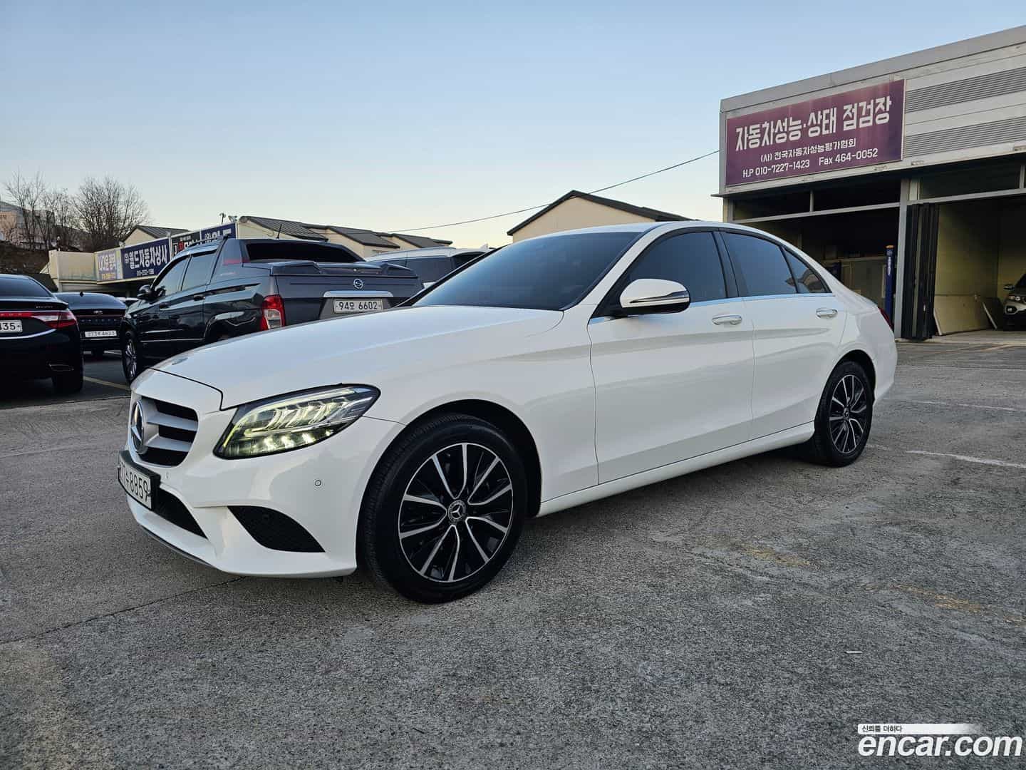 C-Class Mercedes-Benz 2020.1-OUTER-001