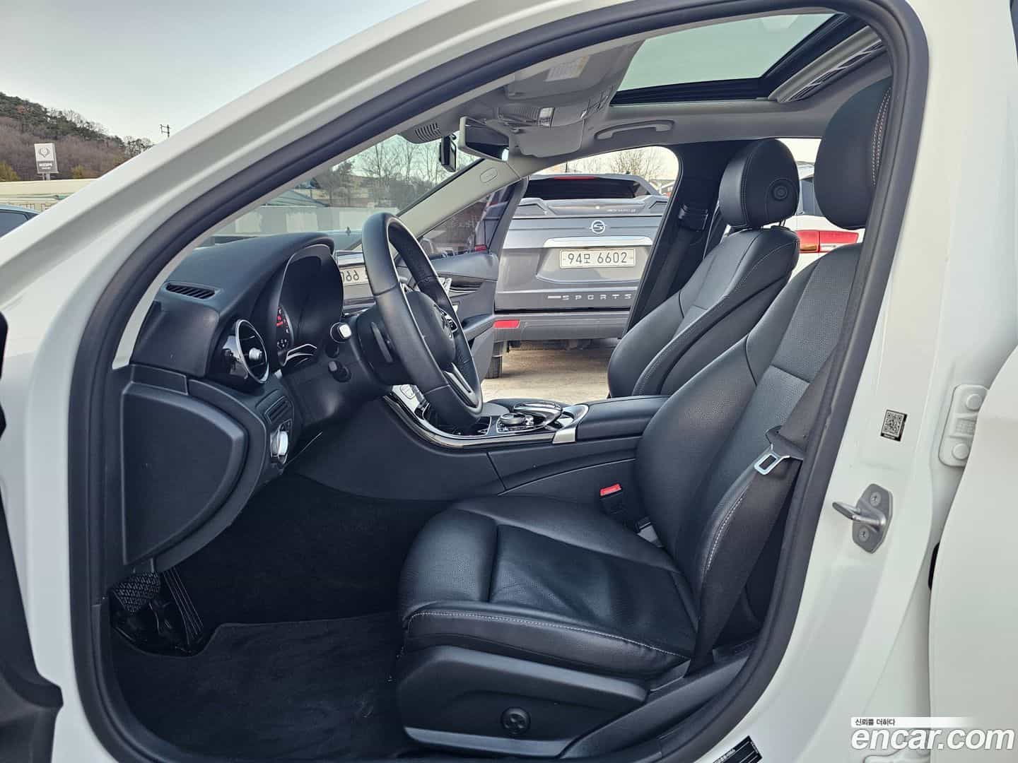 C-Class Mercedes-Benz 2020.1-INNER-009