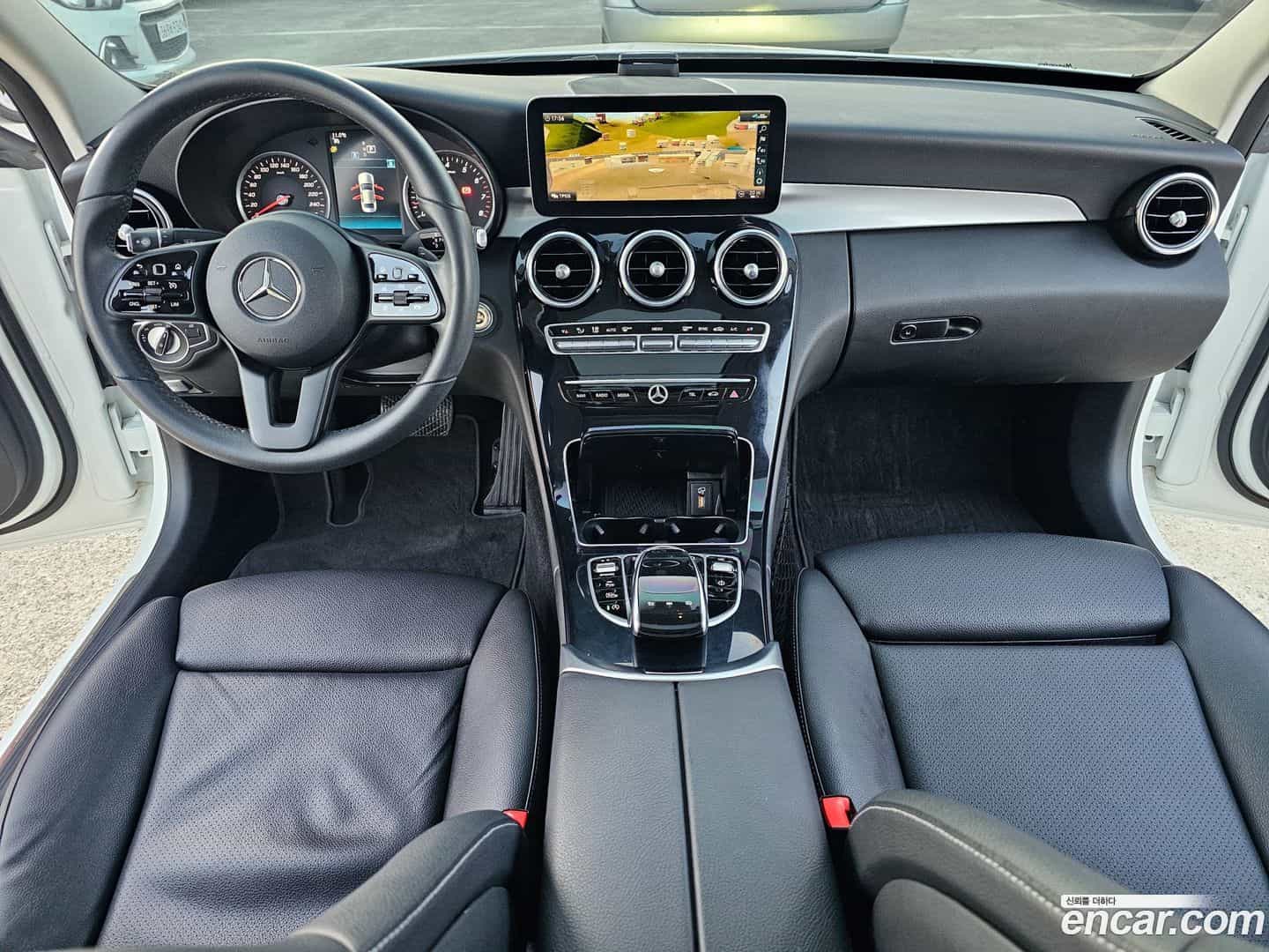 C-Class Mercedes-Benz 2020.1-OPTION-018