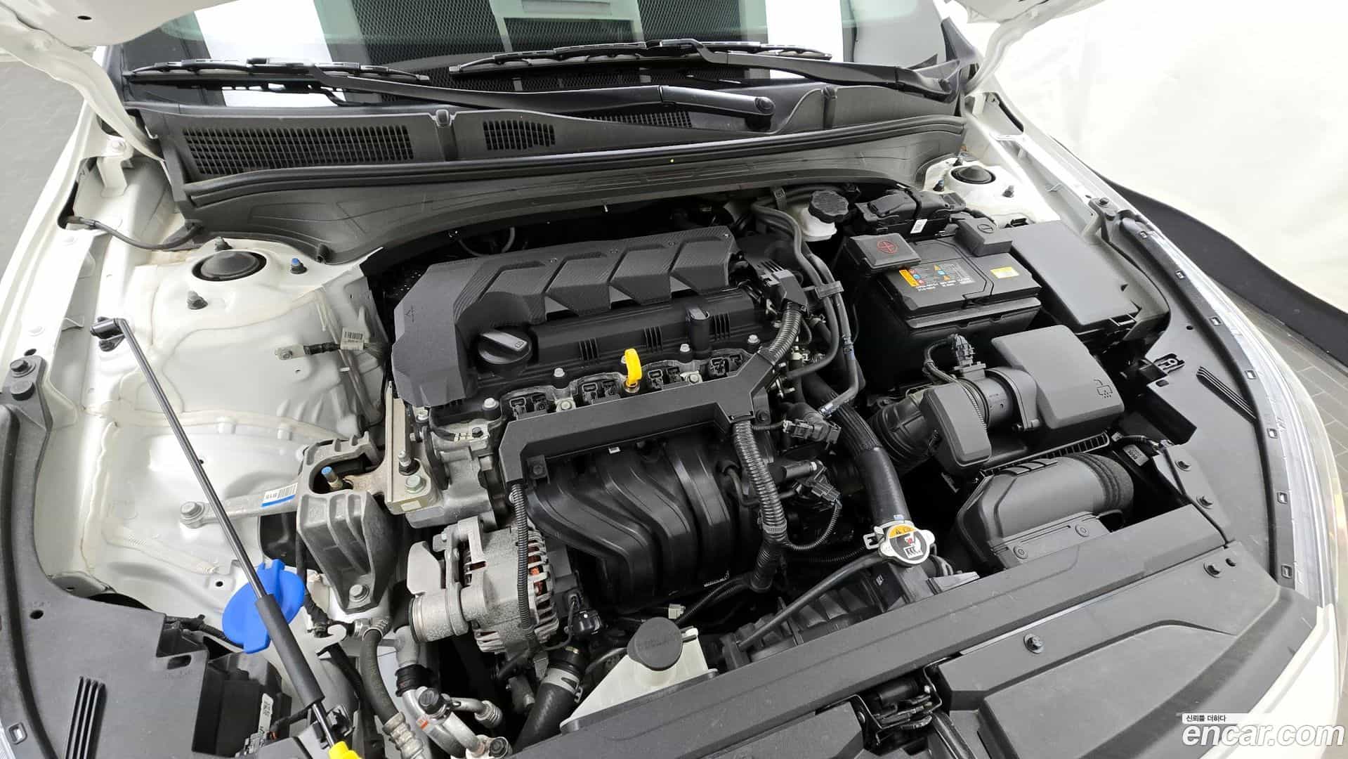 K3 Kia 2023.11-INNER-006