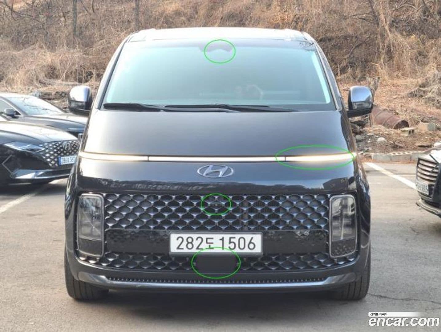 Main__Slider__Photo:Staria Hyundai 2022.3-0