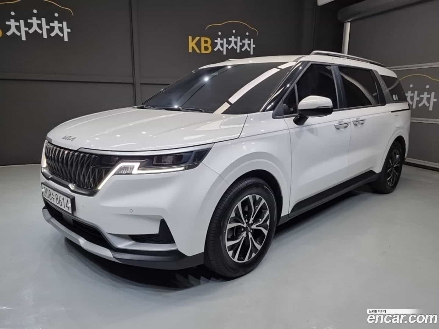 Canival Kia 2022.9-OUTER-001