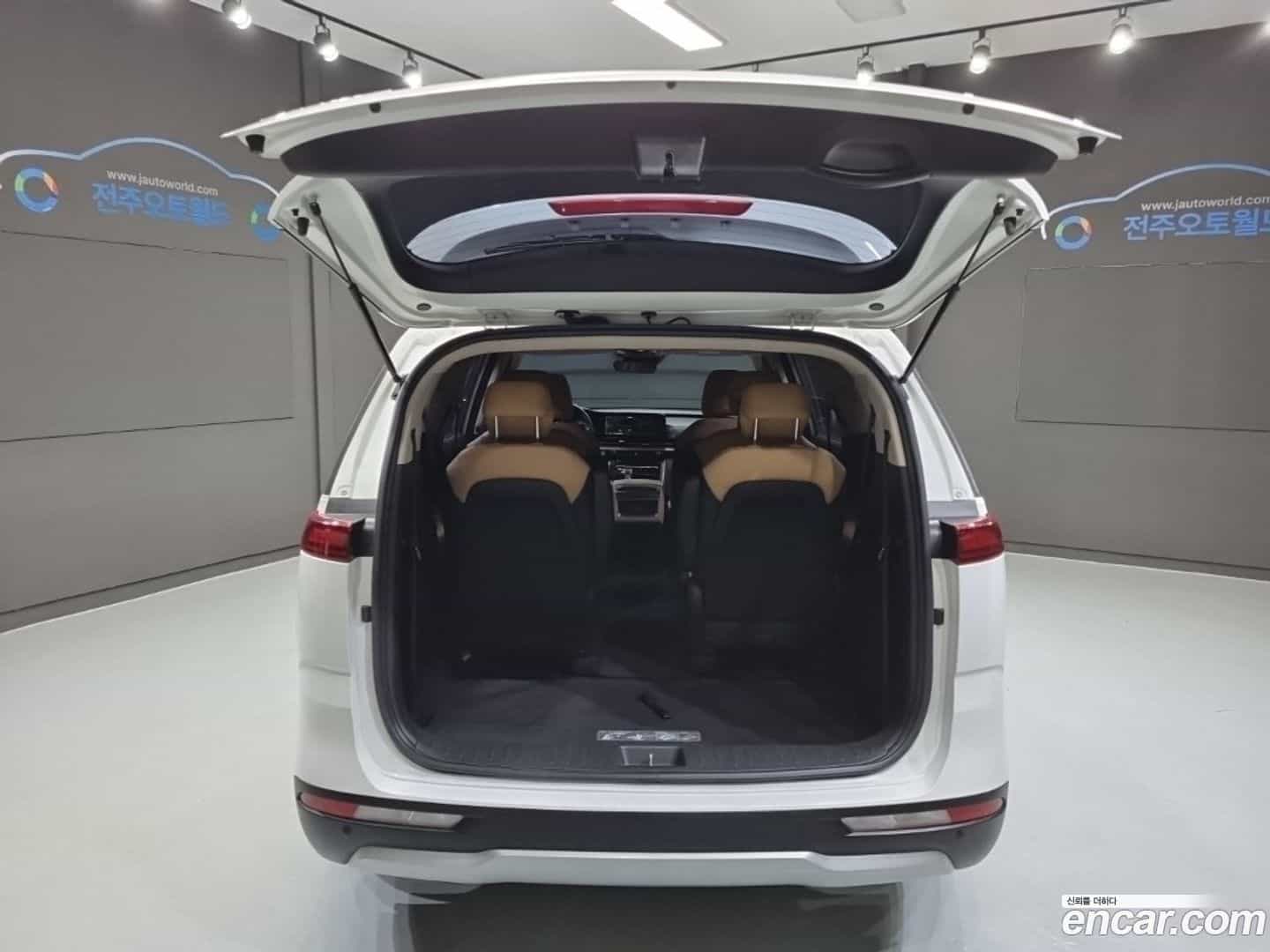 Canival Kia 2022.9-OPTION-023