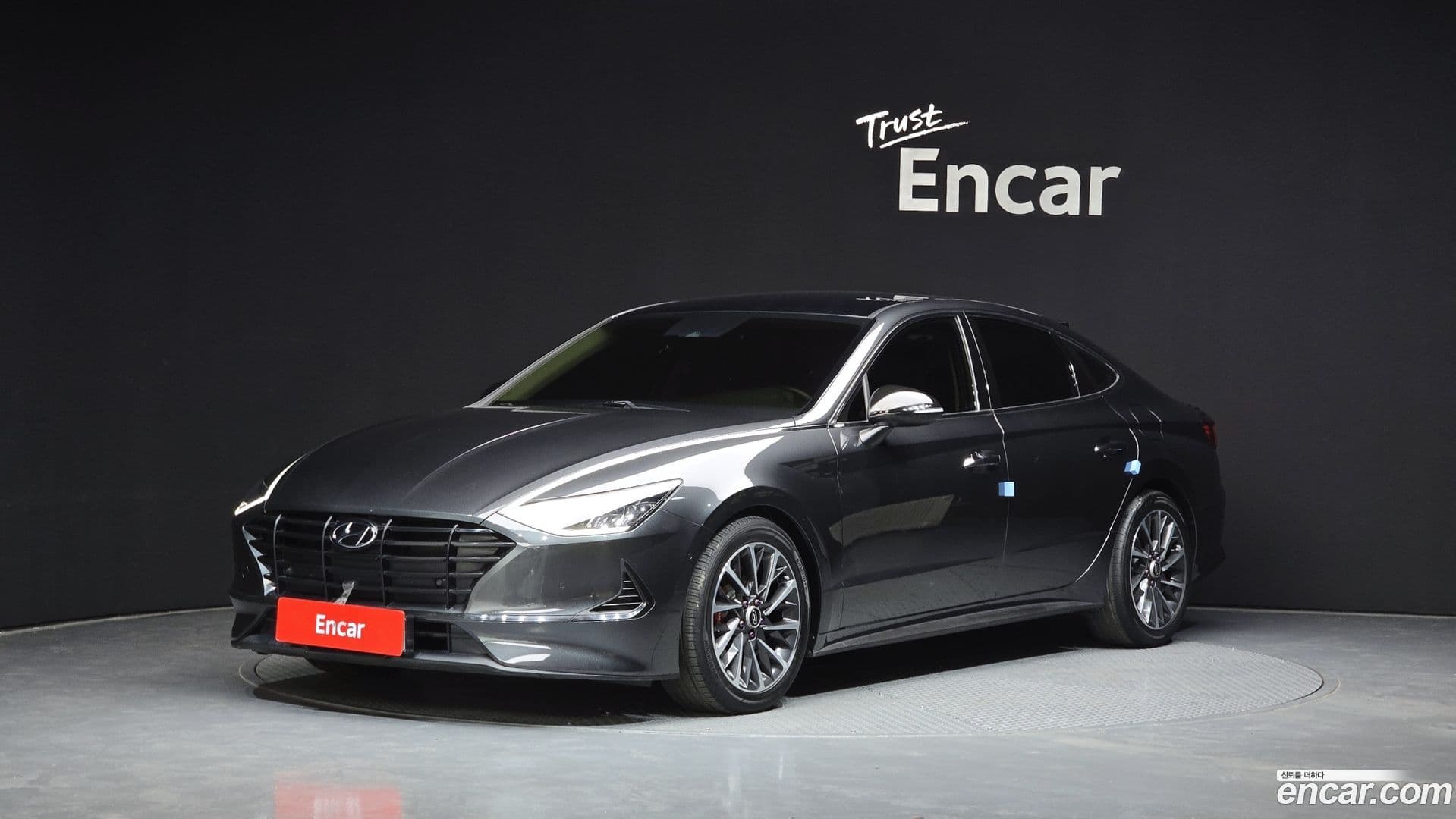 Main__Slider__Photo:Sonata Hyundai 2019.4-0