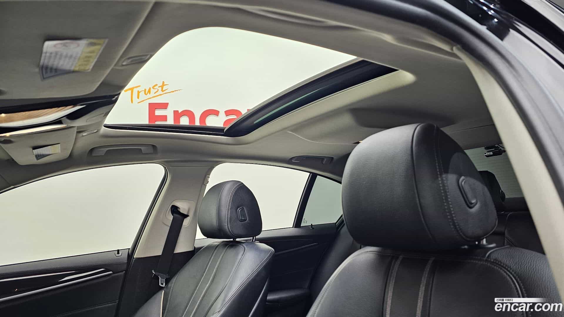 5-Series BMW 2018.5-OPTION-023
